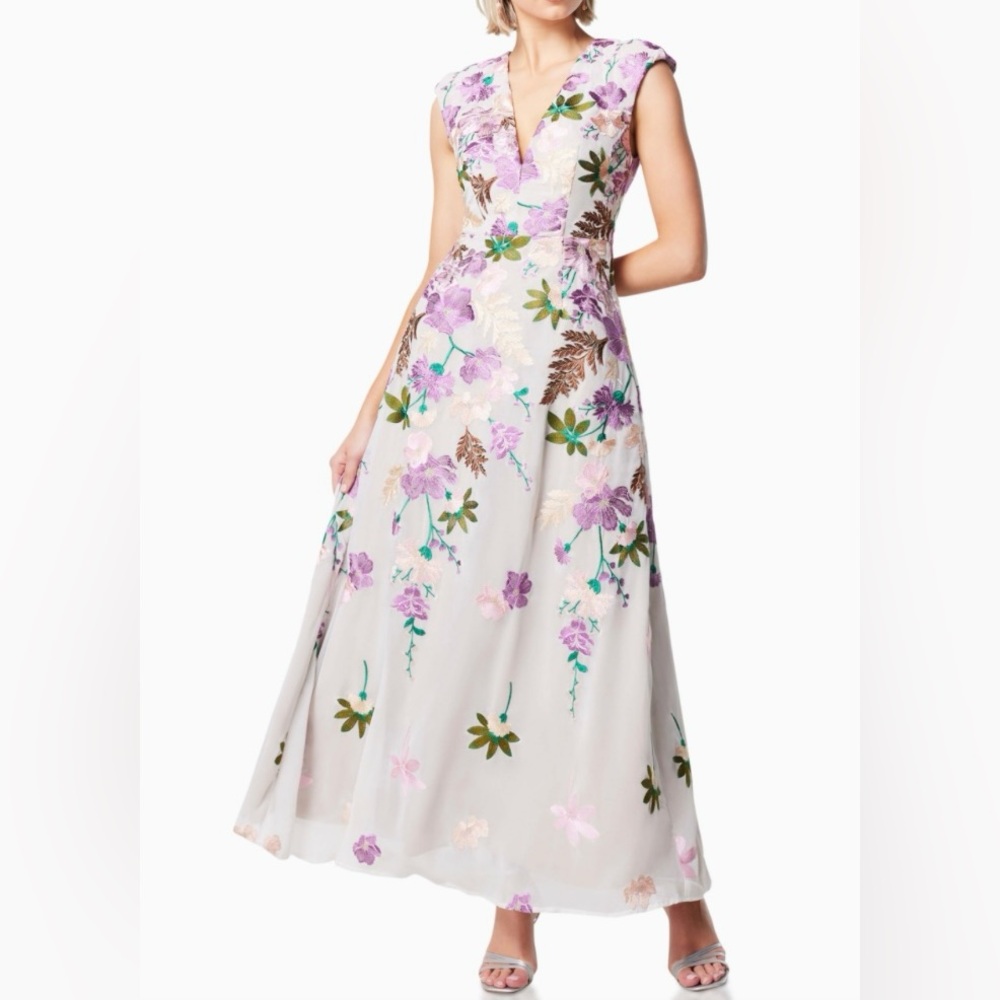 Elliatt Venetian Floral maxi dress in Purple